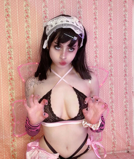 Sophie Meiers nice star photos