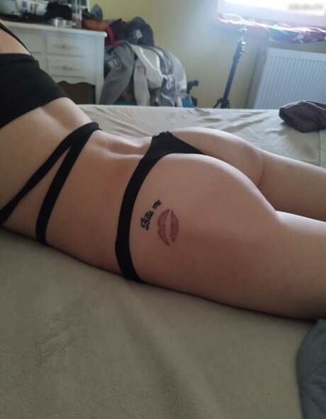 Chrissychriss Profile Pic