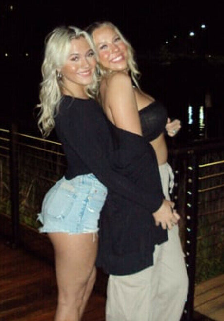 Lillian Evans pornstar hd photos