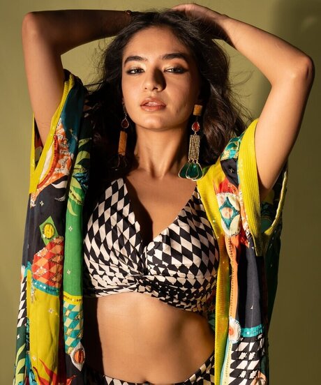 Anushka Sen model erotic images