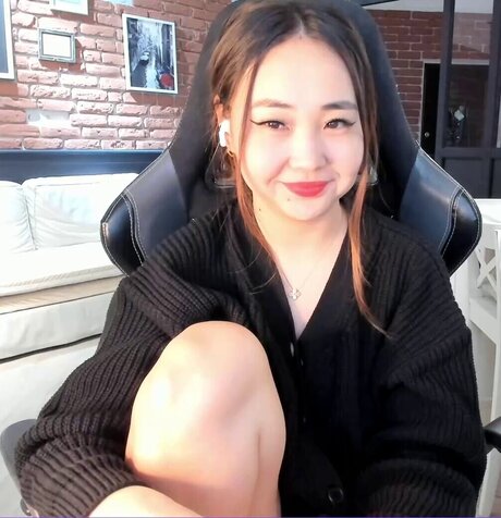 chatting onlyfans hot naked photo