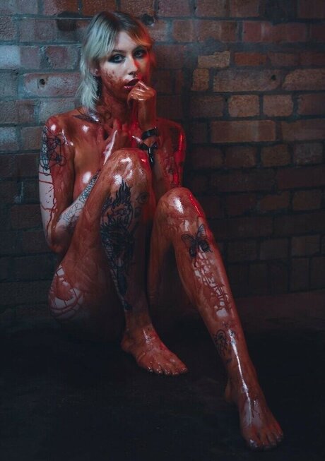 Sisterwhippy pornographic star archive