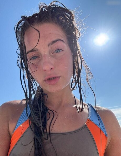 Eliz fit nude star pic