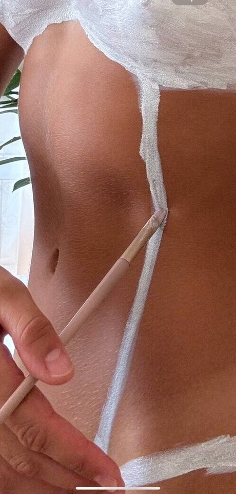 Eliz fit free model pictures