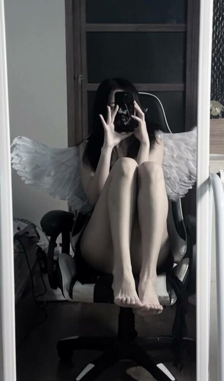 shinoaqi hot actress pics