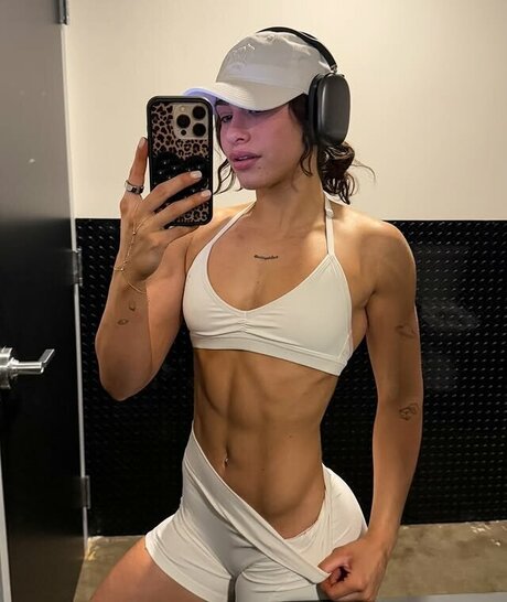 Thelatgirl top actress photo