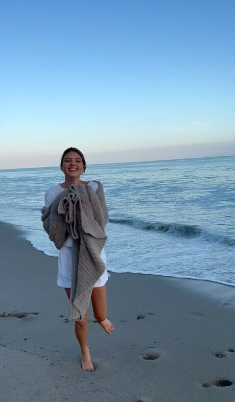 NickieNaughty model nude archive