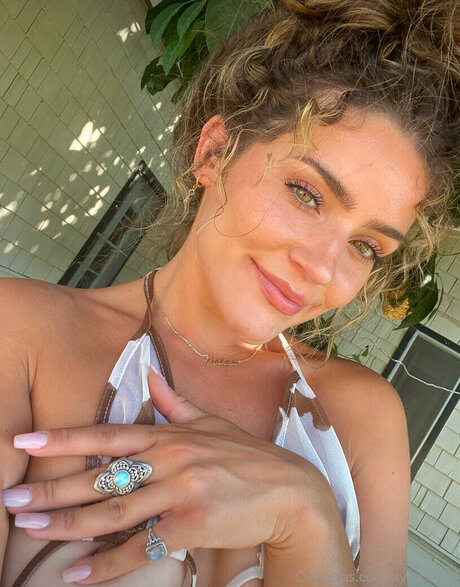 perky tits onlyfans hot porn picture