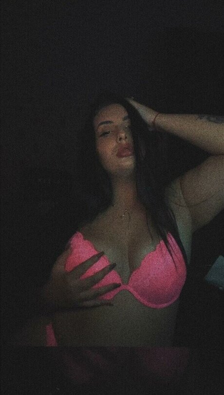 Ellyyelly star high quality images