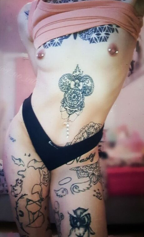 x no interest x pornstar hd picture