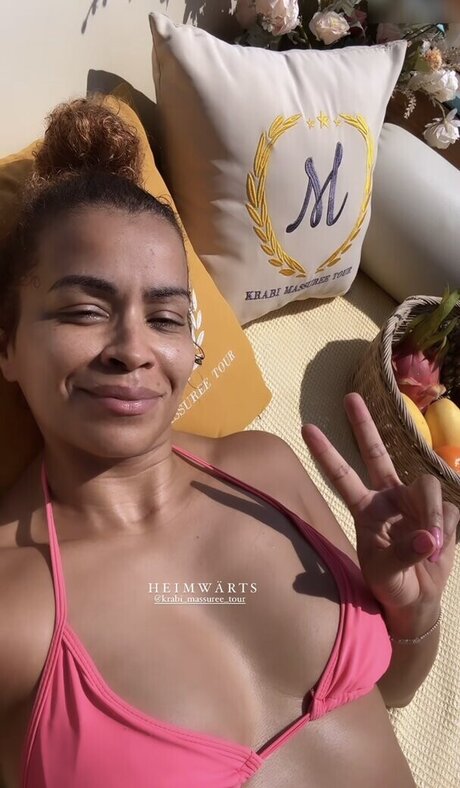 Diana Schneider pornstar naked picture