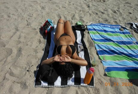 kloeelise exclusive model images