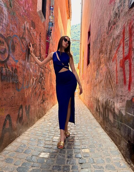 naomimorning star sexy gallery