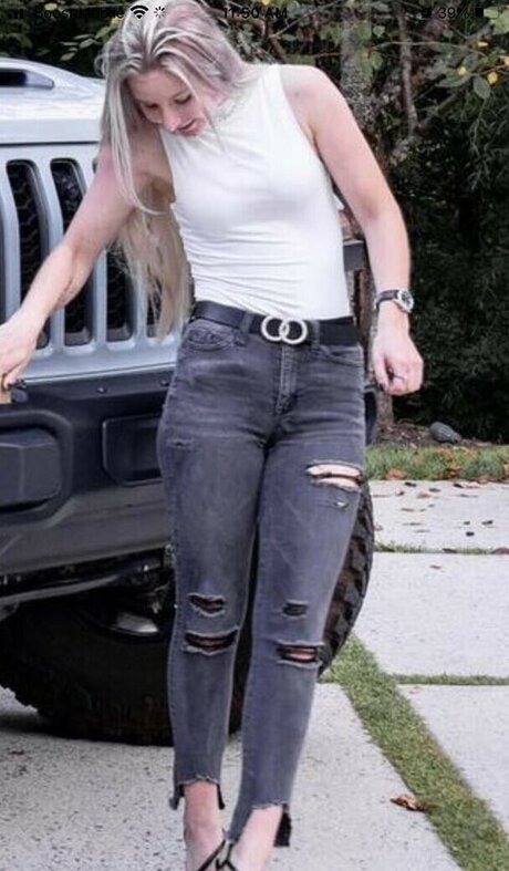 JustaJess erotic model photo