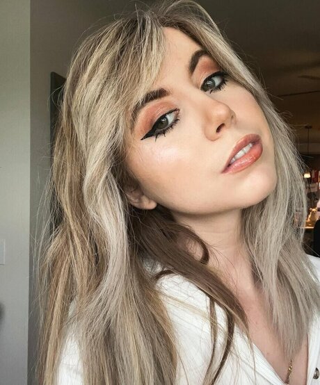 eating onlyfans pornos photos