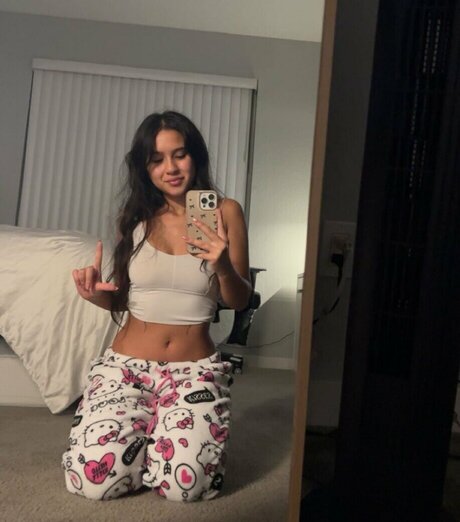 maneaterjade sexy actress images