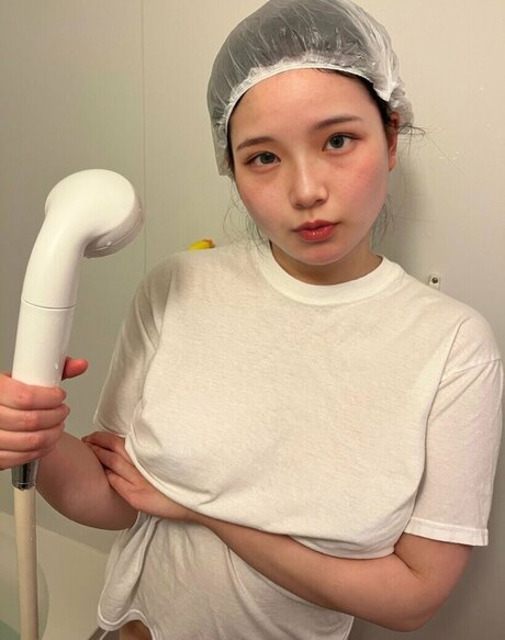 Asuasuasu0720 hot actress photos