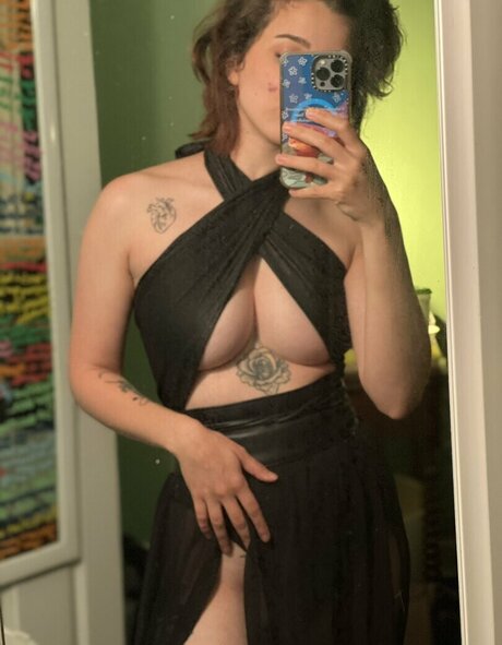 Cam inator model photo