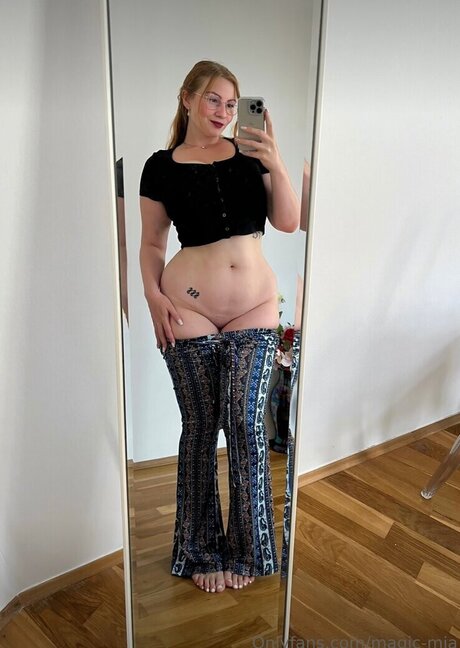 Magic mia naked model galleries