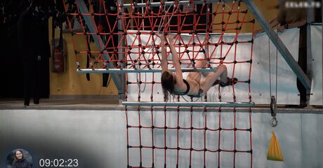 eating onlyfans beautiful photo