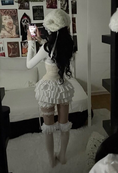 farryndoll beautiful model img