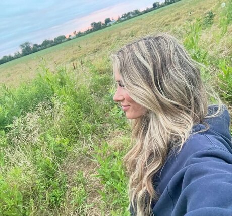 Ashley Kowalcyk nice actress img