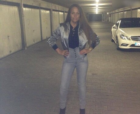 Schwesta Ewa sexy pornstar pictures