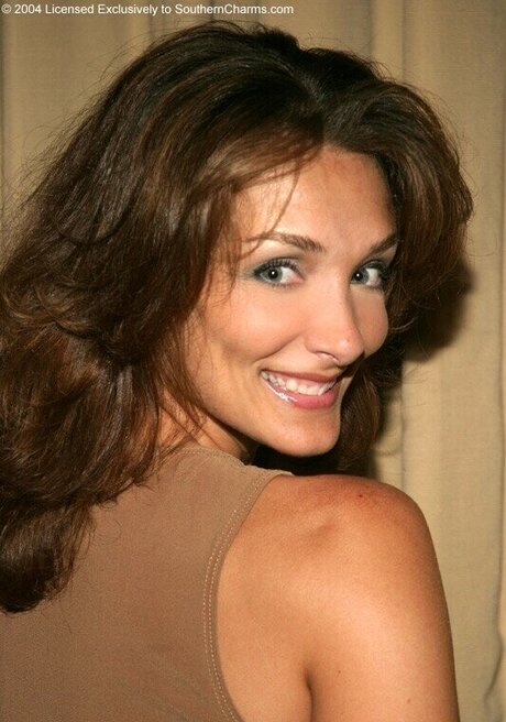 Southern Charms Reese xxx model images