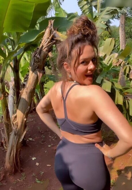 Yvonne Pferrer adult star photo