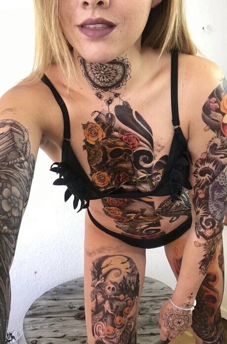 Yvonne Pferrer high quality model photo