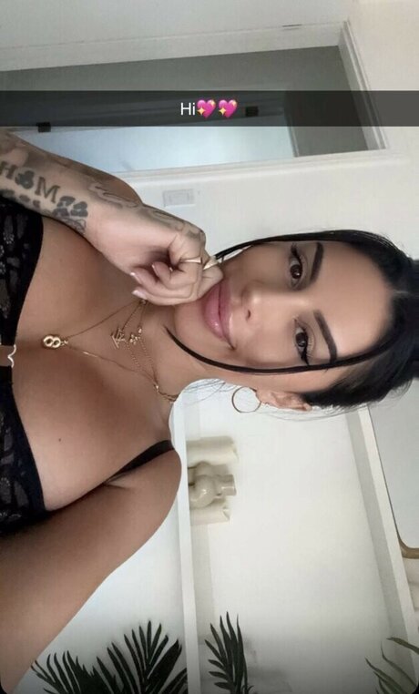 Breezy Foxx star naked pictures