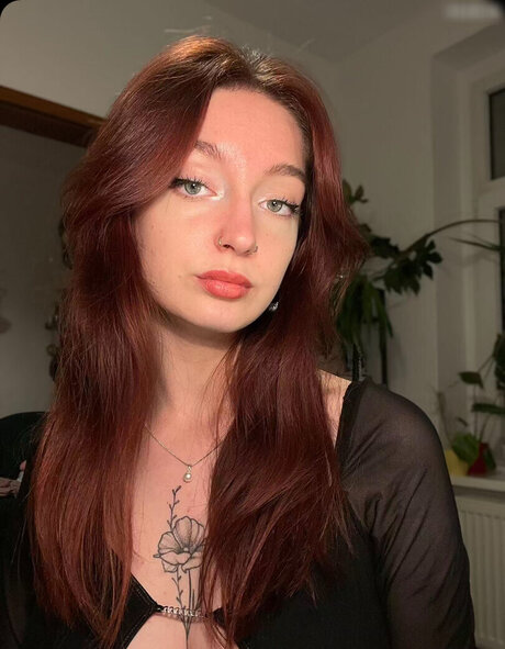 Kira Julie model free images