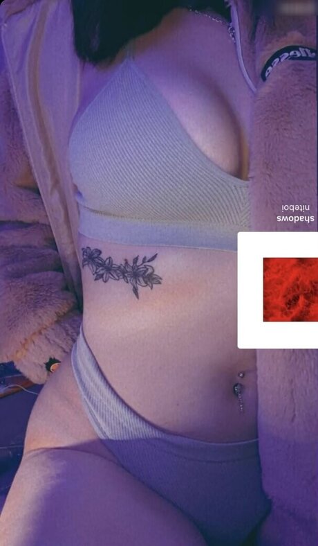 Kira Julie beautiful pornstar photos