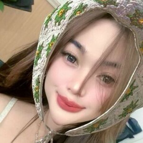 Olivea Hadid best pornstar photo