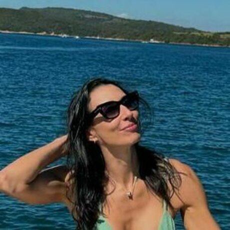 Sheilla Castro hot actress galleries