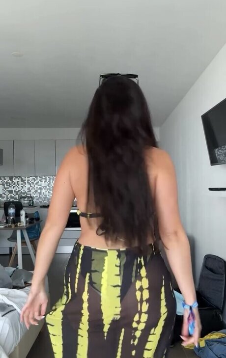 wife onlyfans pornographic pics