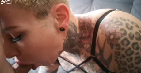 japanese schoolgirl onlyfans hot naked pictures