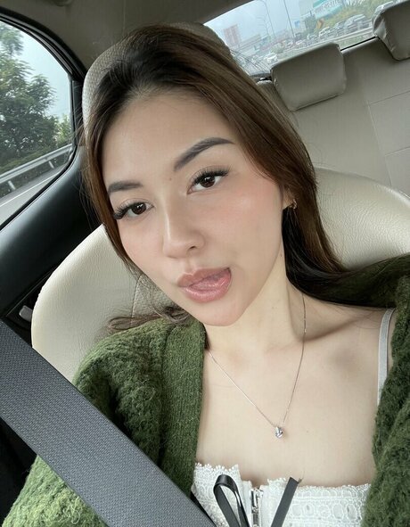 bride onlyfans beautiful pictures