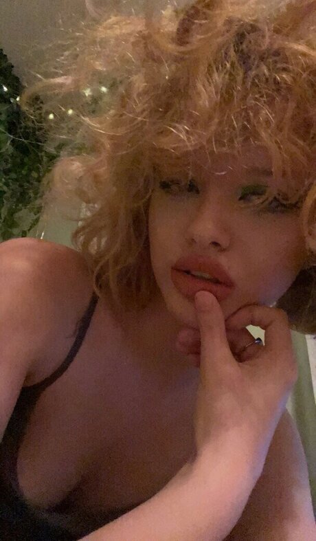 Gina Lynn model pretty gallery