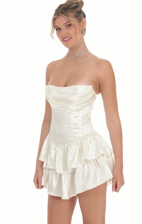 Sarah E Coomer model free photos