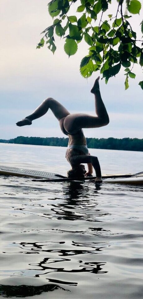 striptease onlyfans art naked photo