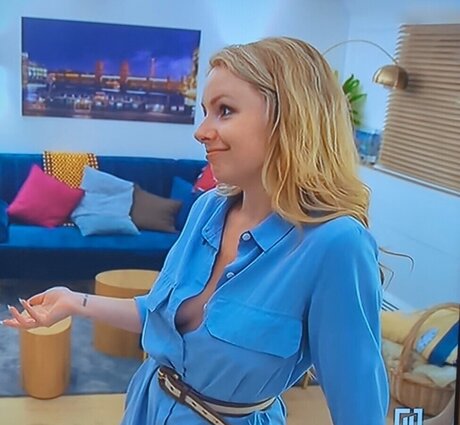 Denise Schwitalle model perfect pic