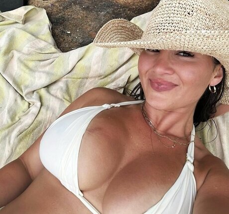 blonde milf onlyfans top gallery