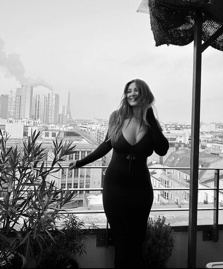 sexy bbw onlyfans erotic picture