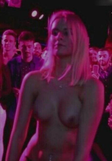 Anna Iffl nder Profile Pic