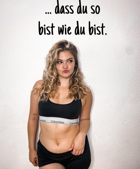 Mondwika high quality star photos