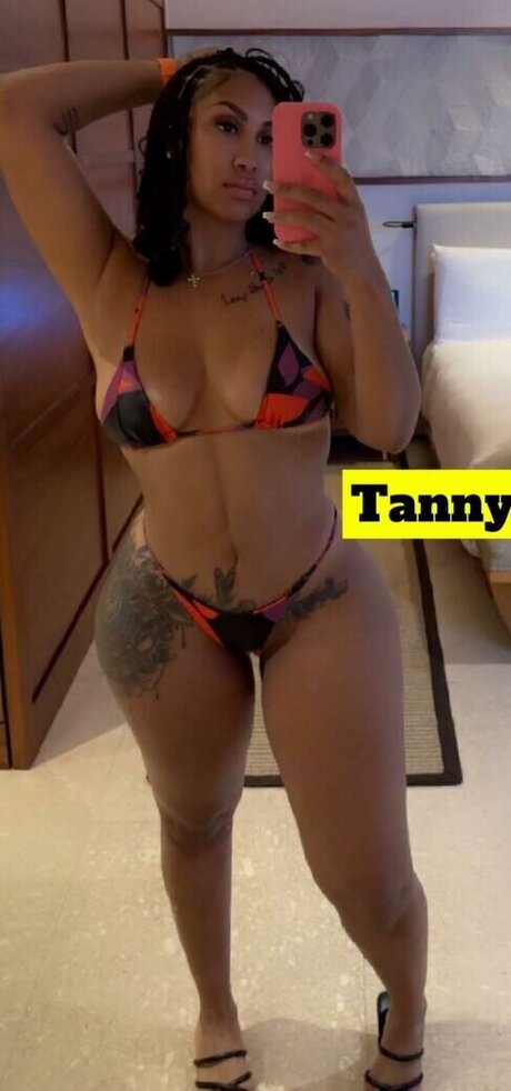 shaved onlyfans xxx pictures