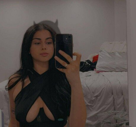 Vrosess model best photo