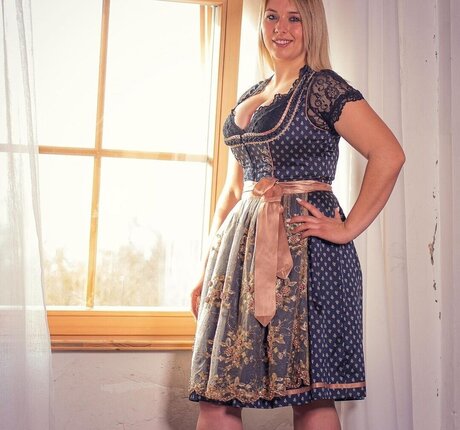 Alinas Landleben pornstar beautiful img