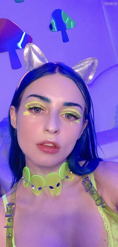 small onlyfans sexy img